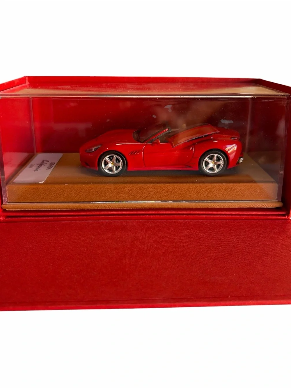 Ferrari California 2008 1:43 Official Display Model w/ Red Box Read Description